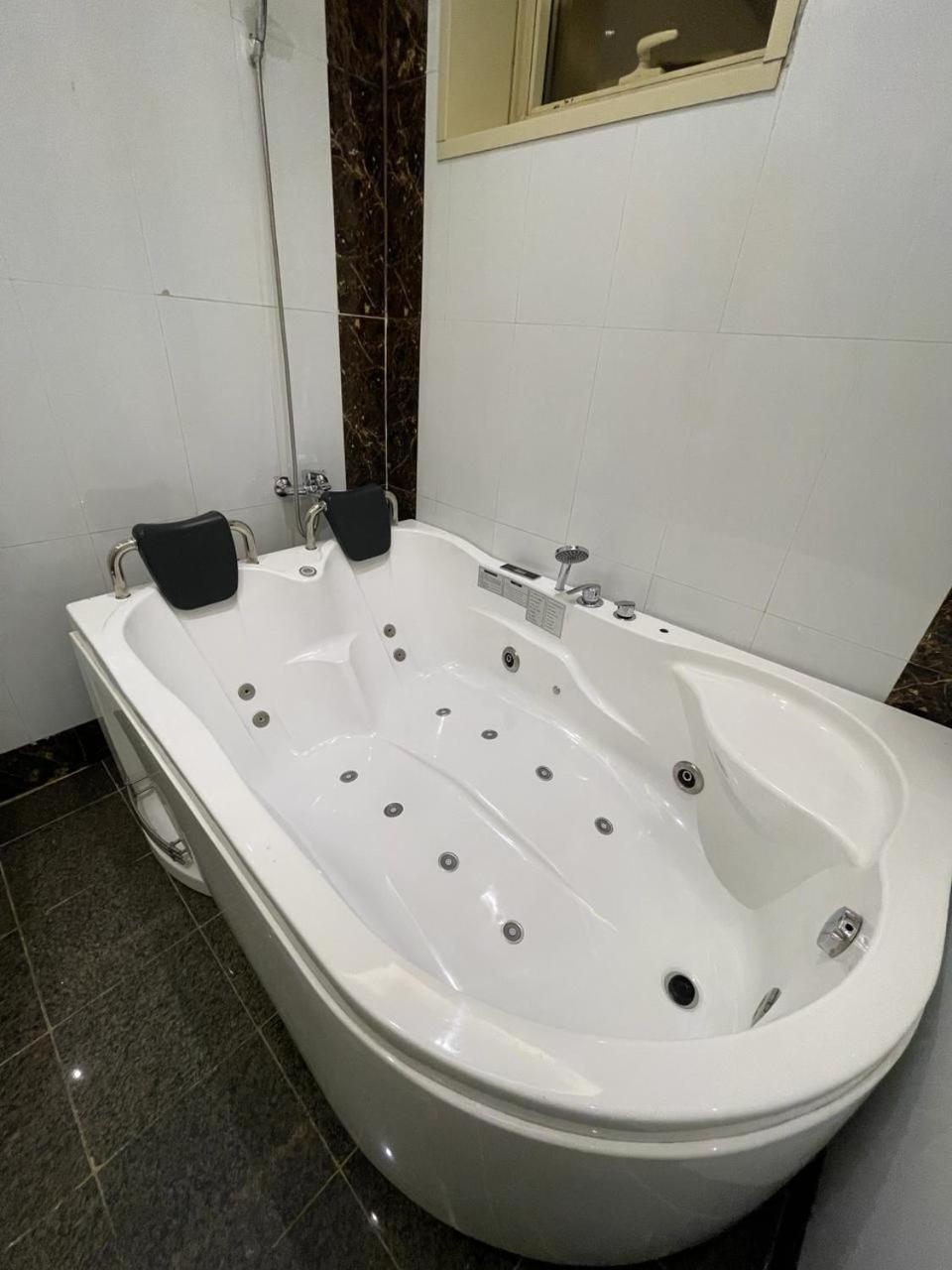 Badeel Alawal Aparthotel Riyadh